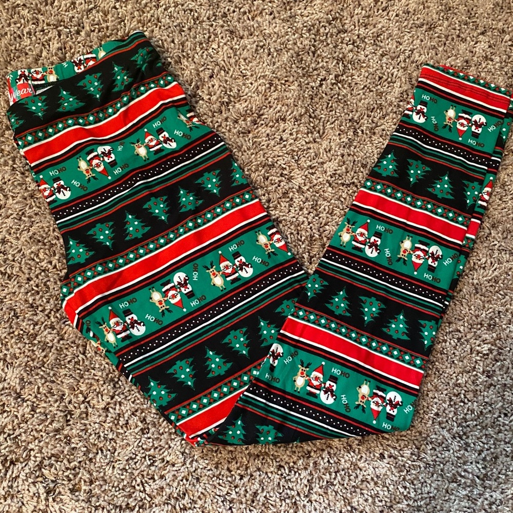 Holiday style soft leggings